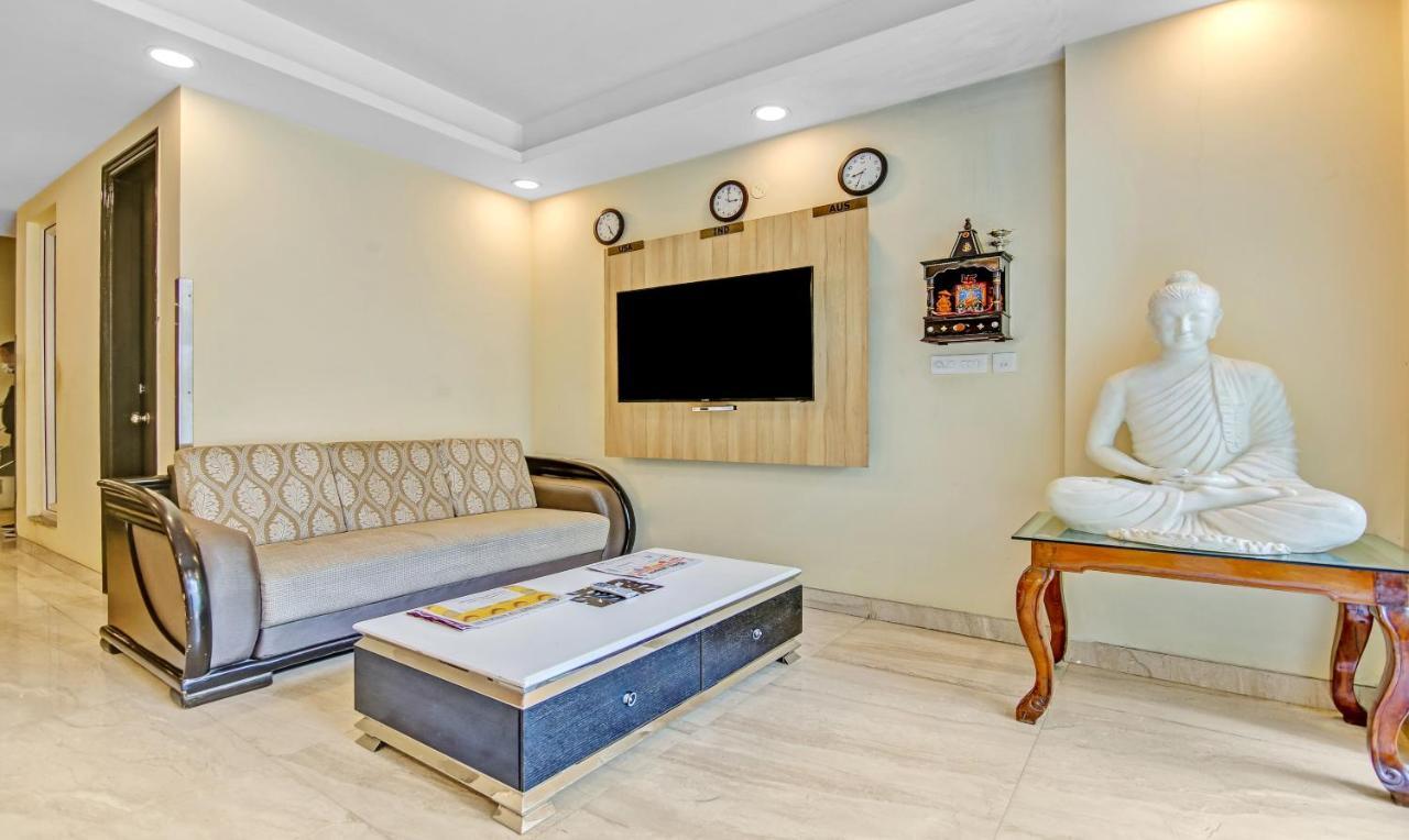 Treebo Sai Village Gold Souk - Sec 43 Gurgaon Extérieur photo