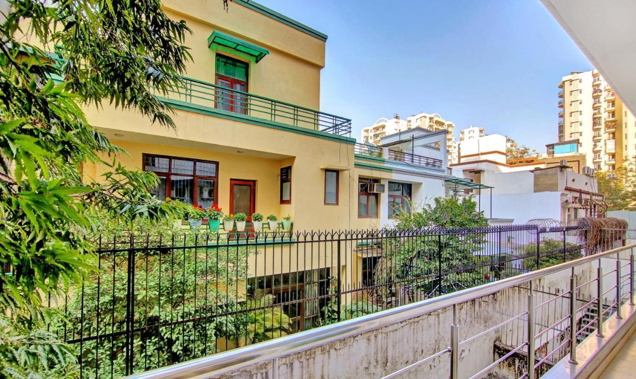 Treebo Sai Village Gold Souk - Sec 43 Gurgaon Extérieur photo