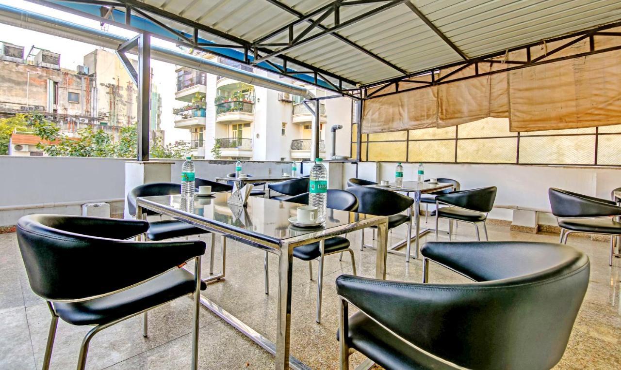 Treebo Sai Village Gold Souk - Sec 43 Gurgaon Extérieur photo